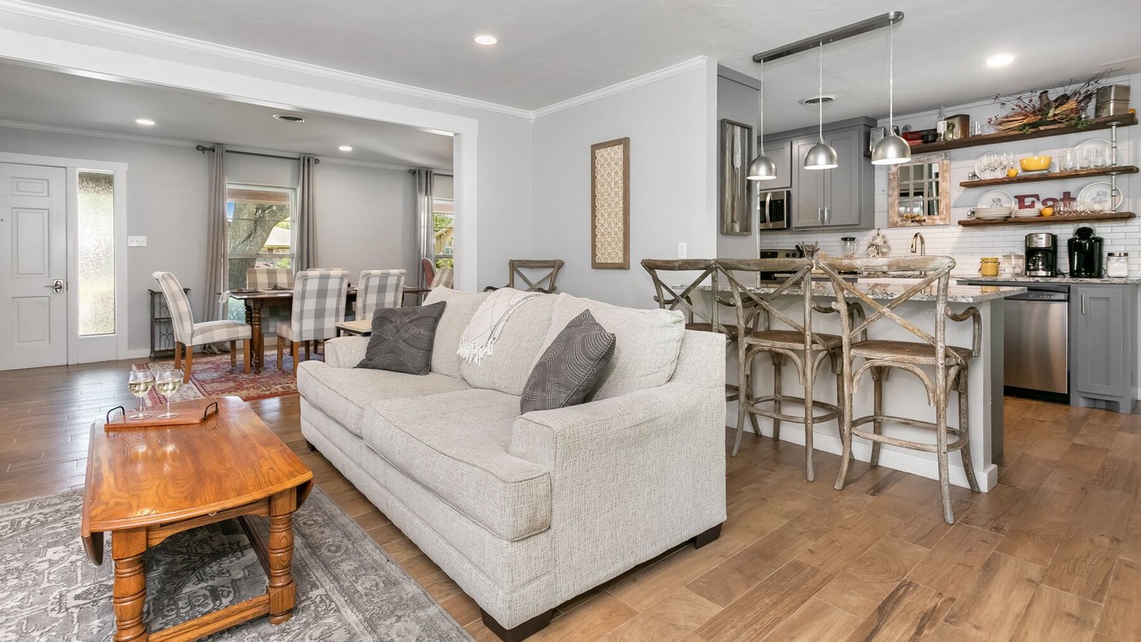 Photo of Livingroom in Fredericksburg