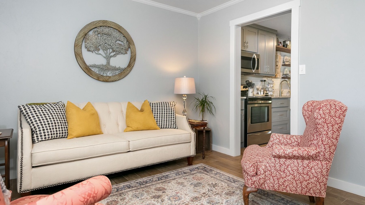 Photo of Livingroom in Fredericksburg