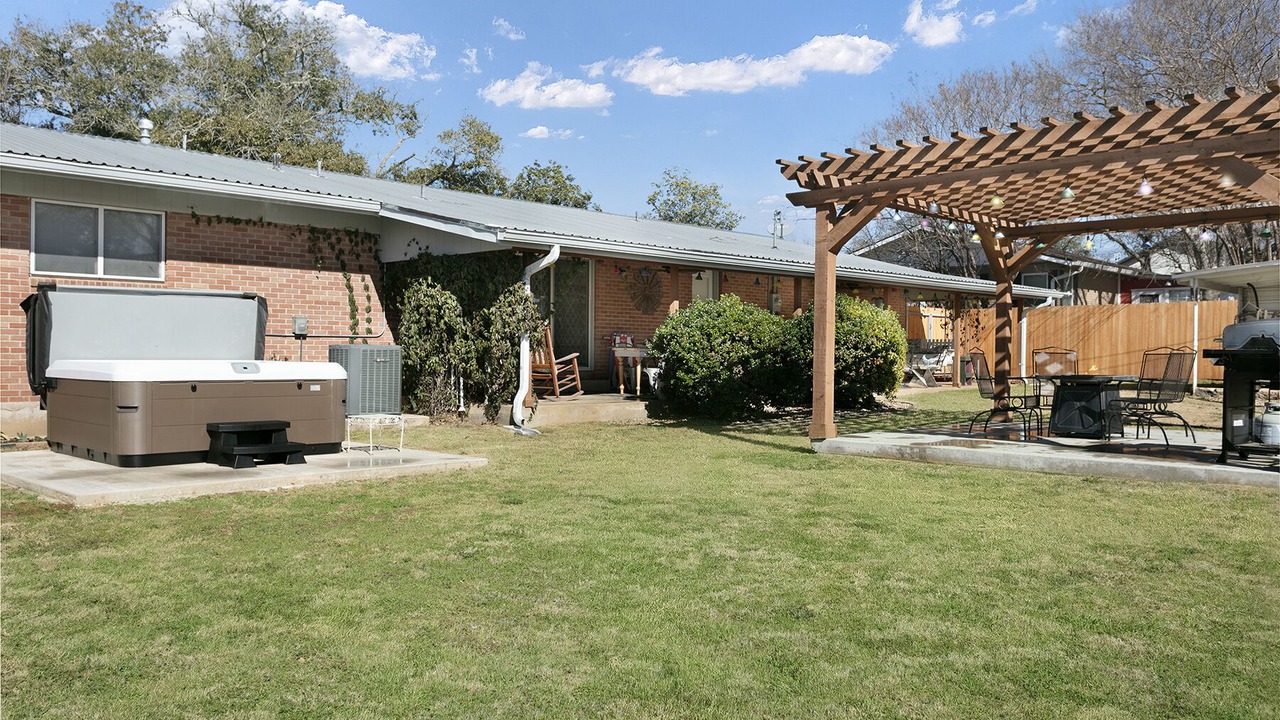 Photo of Patio Balcony in Fredericksburg