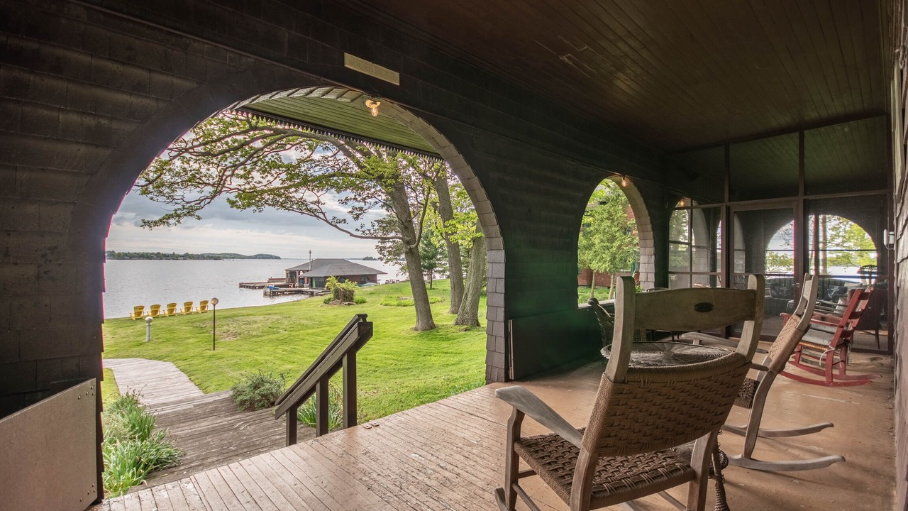 Photo of Patio Balcony in Frontenac