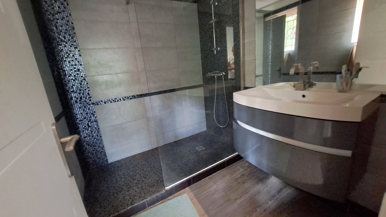 Photo of Bathroom in Belgentier