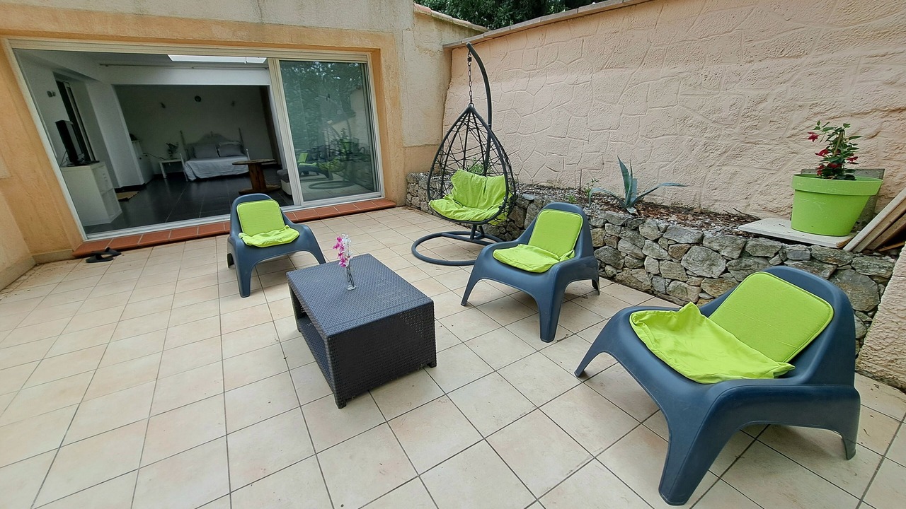 Photo of Patio Balcony in Belgentier
