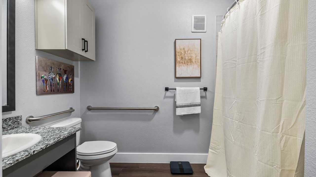 Photo of Bathroom in Lewisville