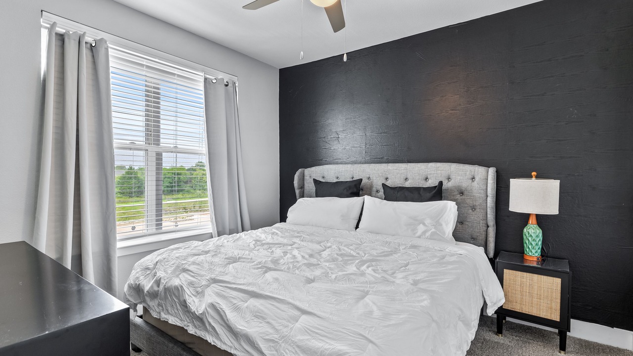 Photo of Bedroom in Lewisville
