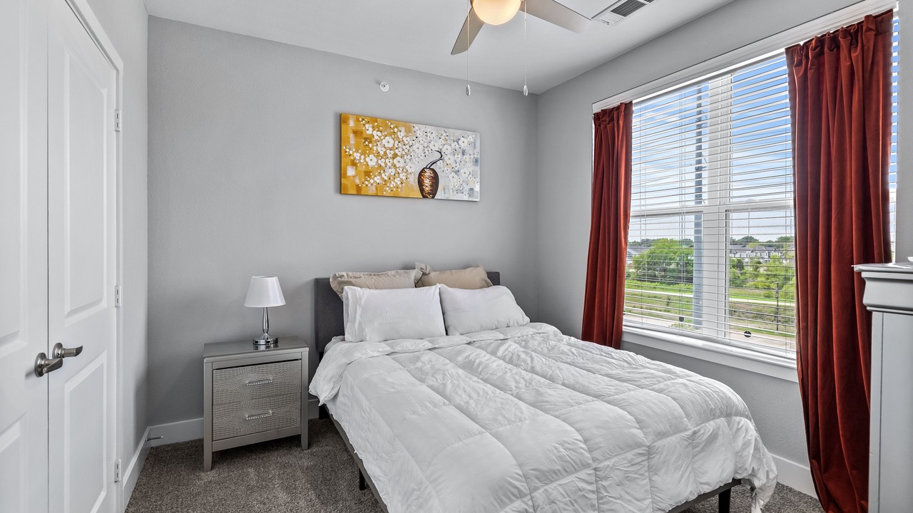 Photo of Bedroom in Lewisville
