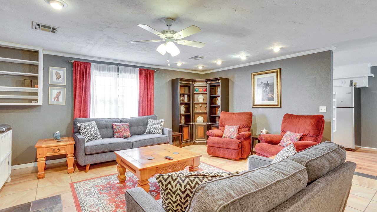 Photo of Bedroom in Lawton