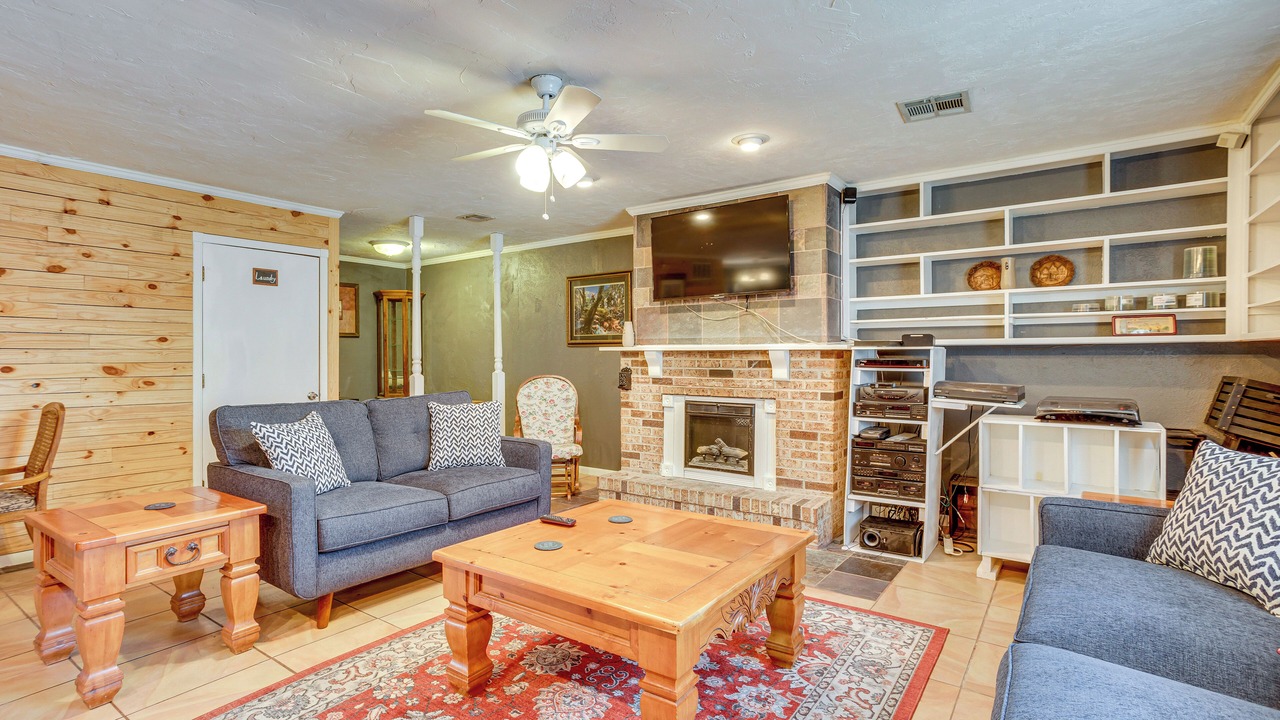 Photo of Livingroom in Lawton