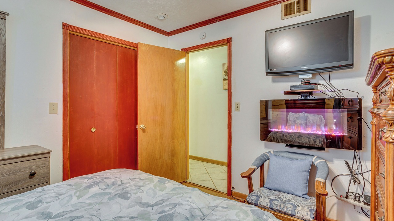Photo of Bedroom in Lawton