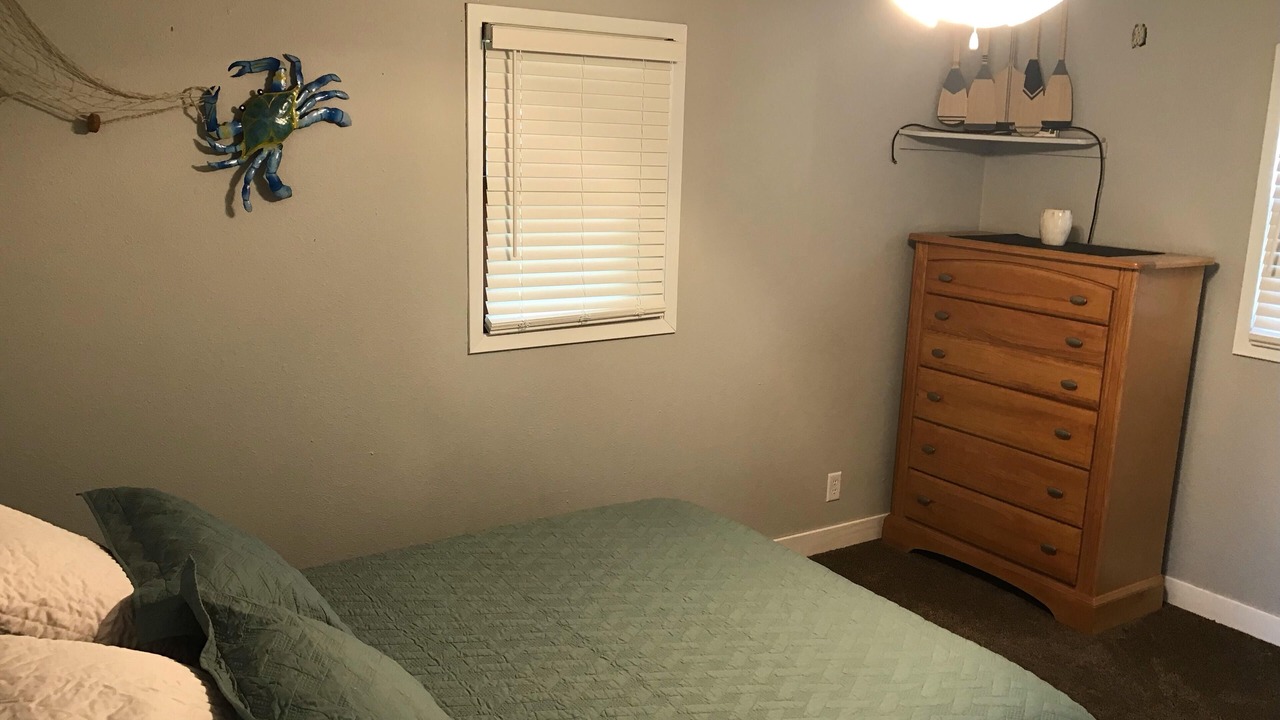 Photo of Bedroom in Clear Lake