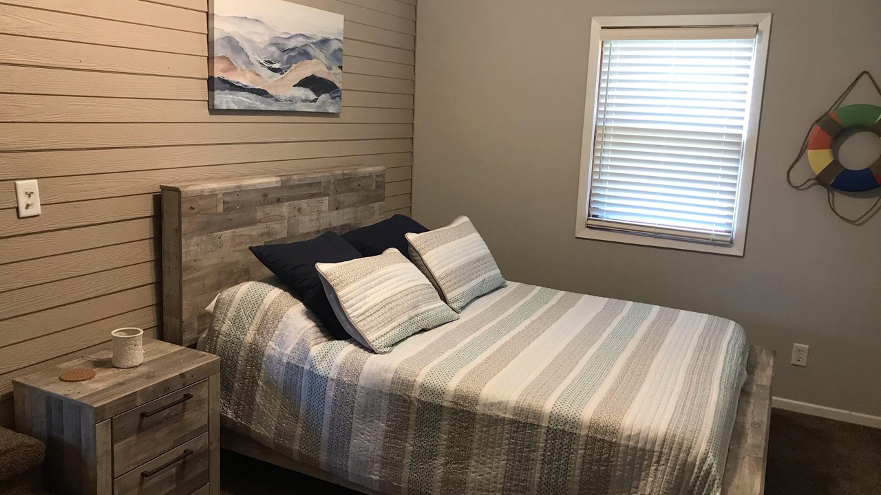 Photo of Bedroom in Clear Lake