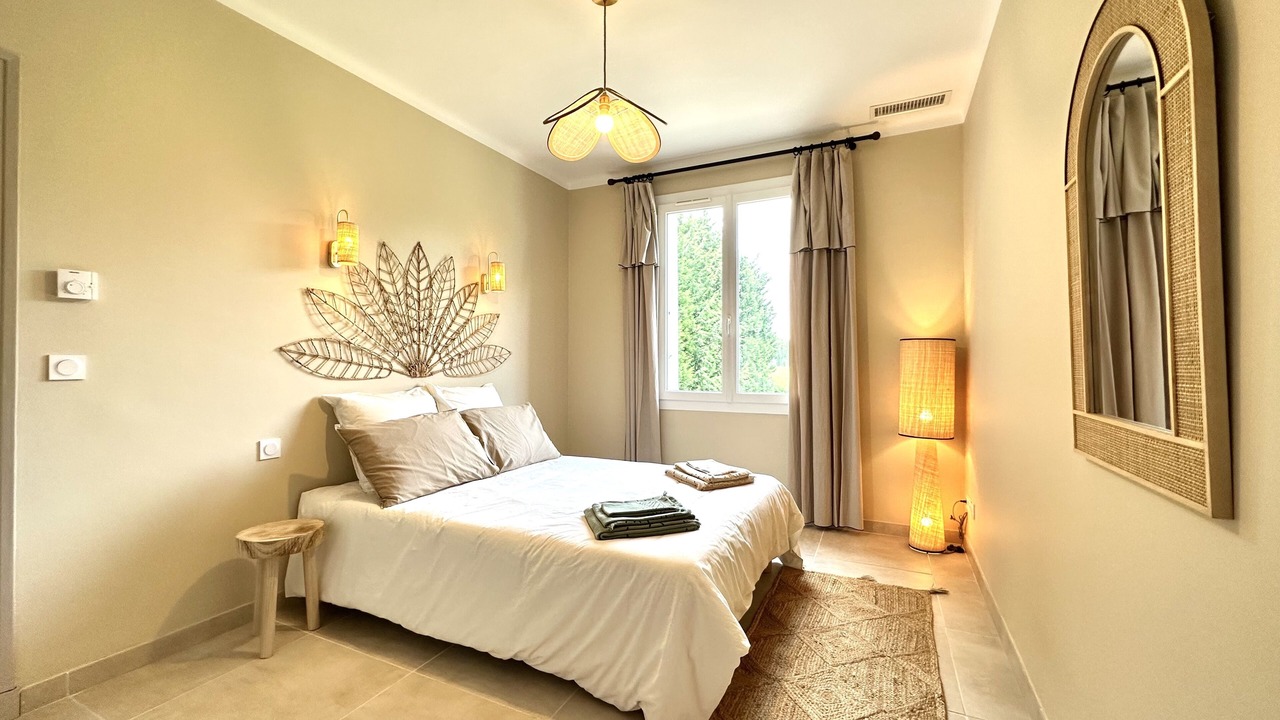 Photo of Bedroom in Chateaurenard