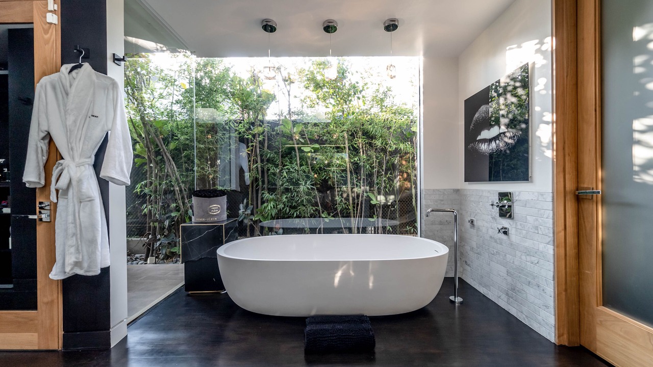 Photo of Bathroom in The Bird Streets