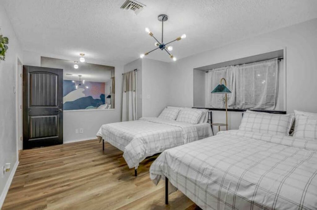 Photo of Bedroom in Pasadena