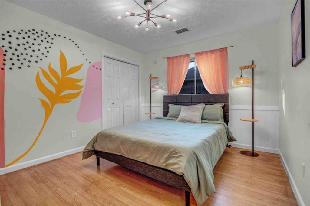 Photo of Bedroom in Mission Glen Estates