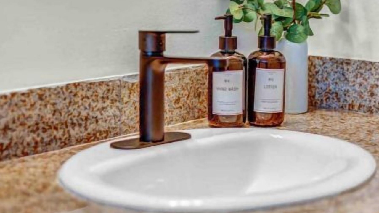 Photo of Bathroom in Mission Glen Estates