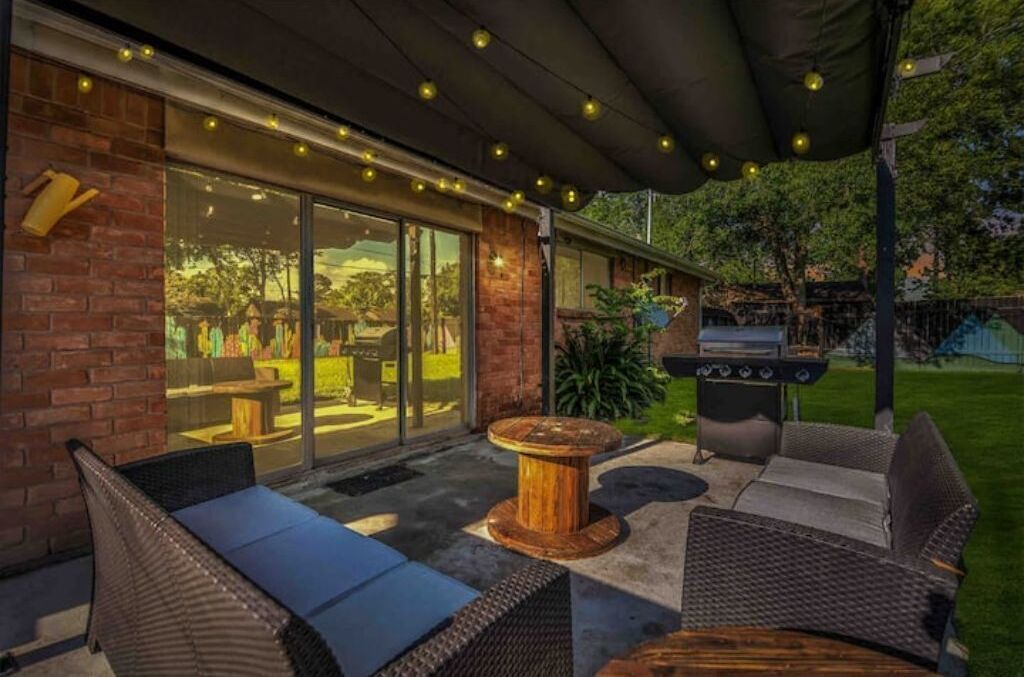 Photo of Outdoor in Westbury