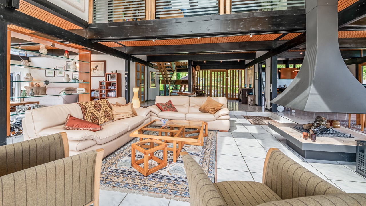 Photo of Others in Bredannaz