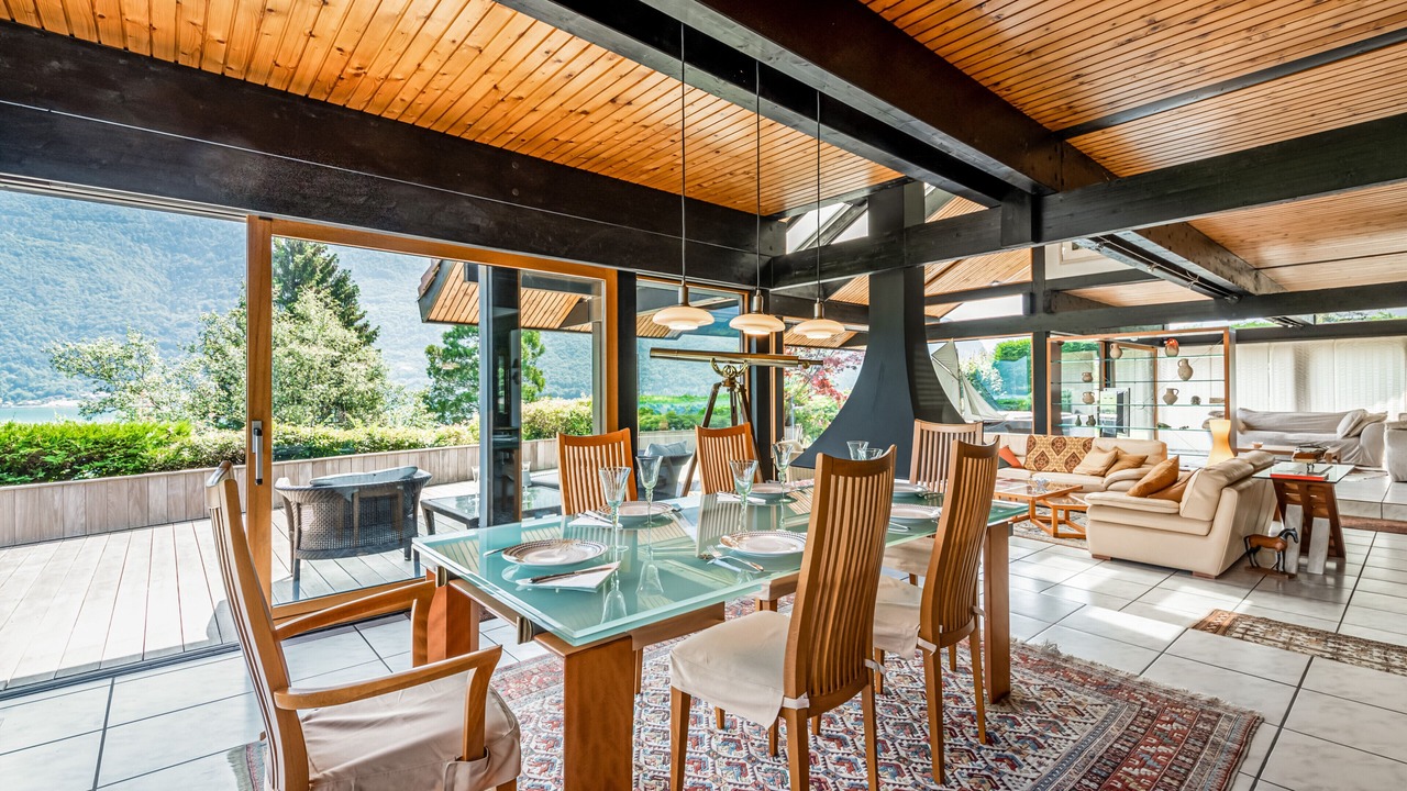 Photo of Others in Bredannaz