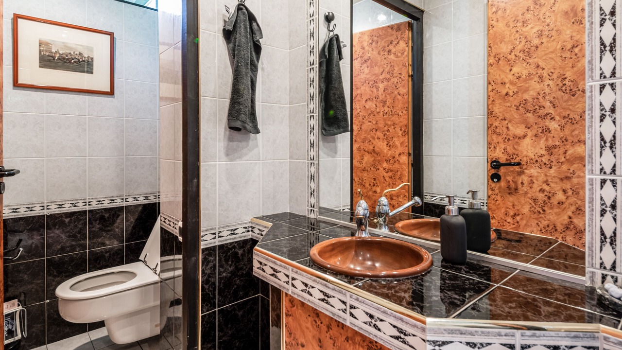 Photo of Bathroom in Bredannaz