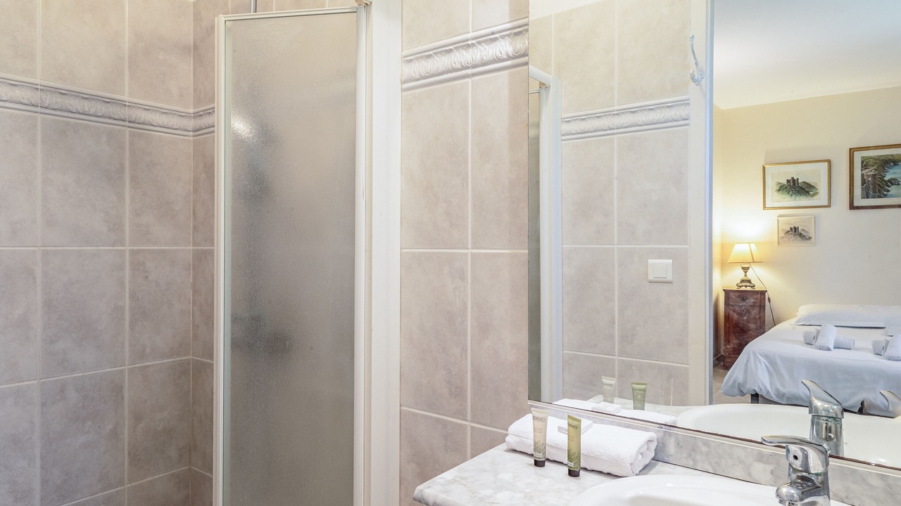 Photo of Bathroom in Saint-Georges-d'Oleron