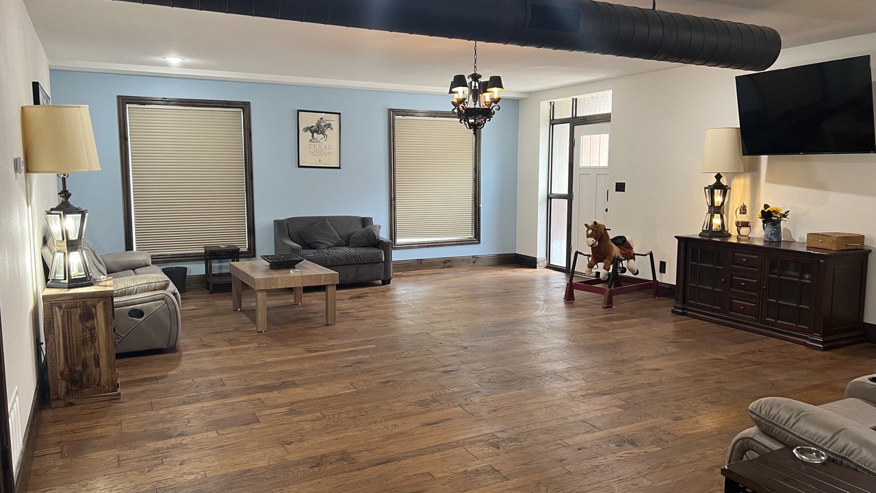 Photo of Livingroom in Vernon