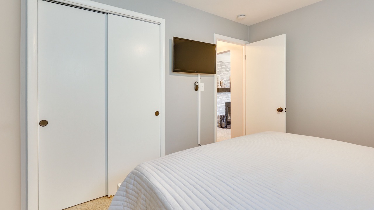 Photo of Bedroom in Gloria Glens Park