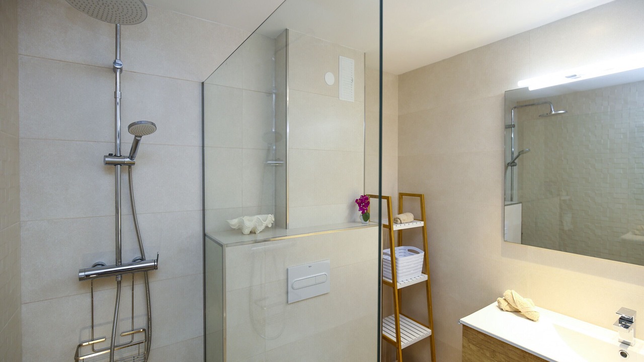 Photo of Bathroom in Salou City Centre