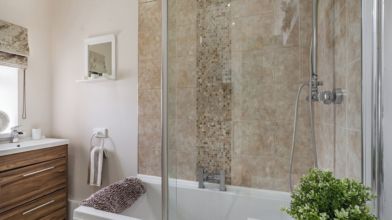 Photo of Bathroom in Trecynon