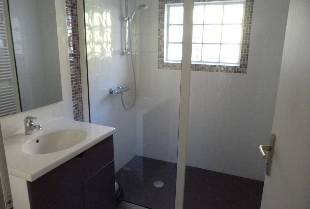 Photo of Bathroom in Saint-Pierre-d'Entremont