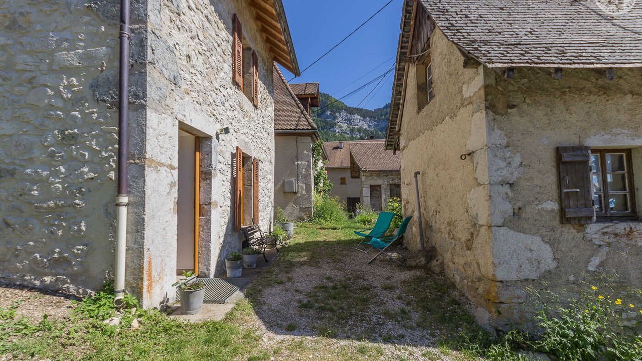Photo of Outdoor in Saint-Meme d'en Haut