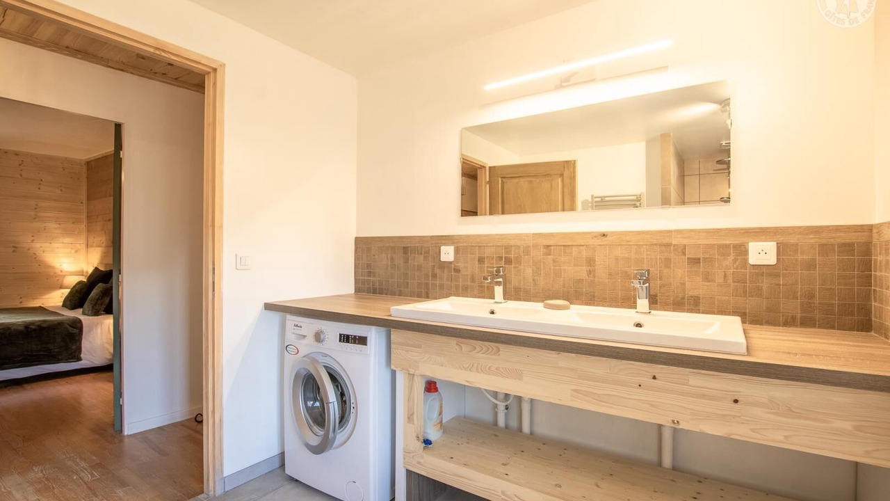 Photo of Bathroom in Lescheraines