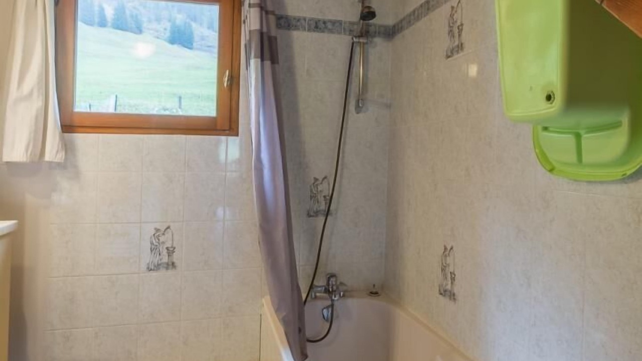 Photo of Bathroom in Hauteluce