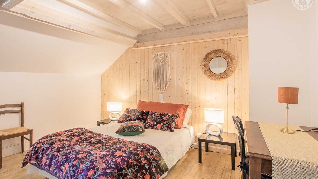 Photo of Bedroom in Viviers-du-Lac