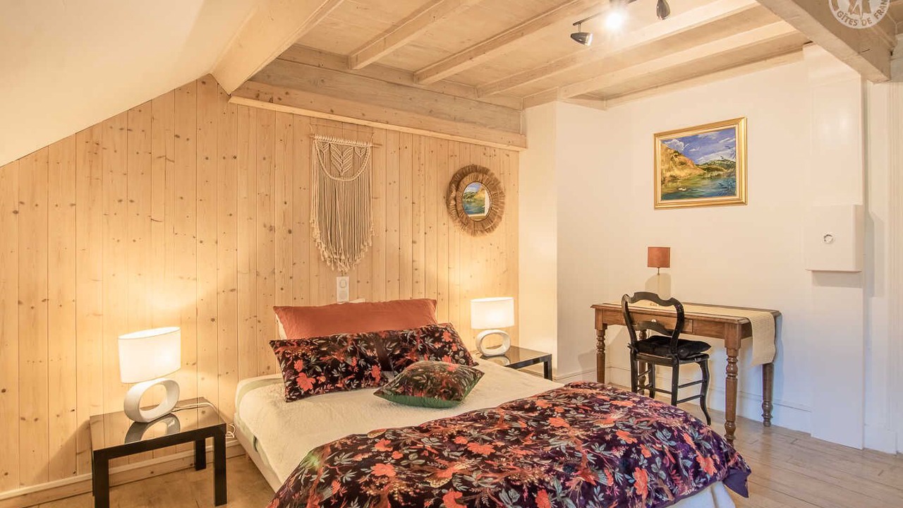 Photo of Bedroom in Viviers-du-Lac