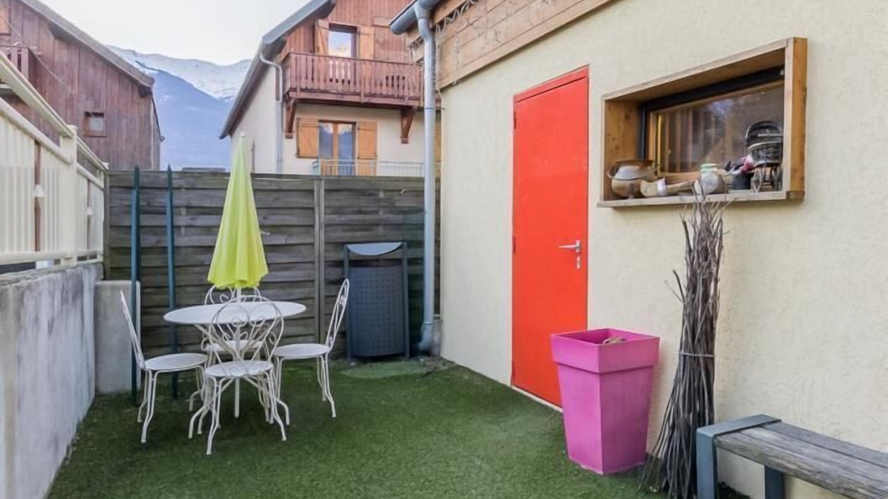 Photo of Outdoor in Frontenex