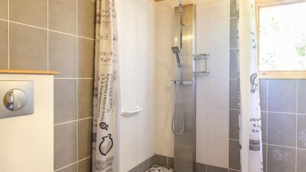 Photo of Bathroom in Notre-Dame-du-Pre