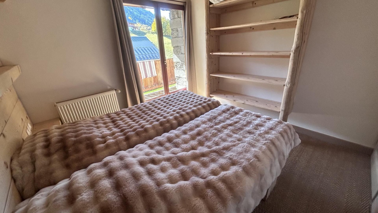 Photo of Bedroom in Albiez-le-Vieux