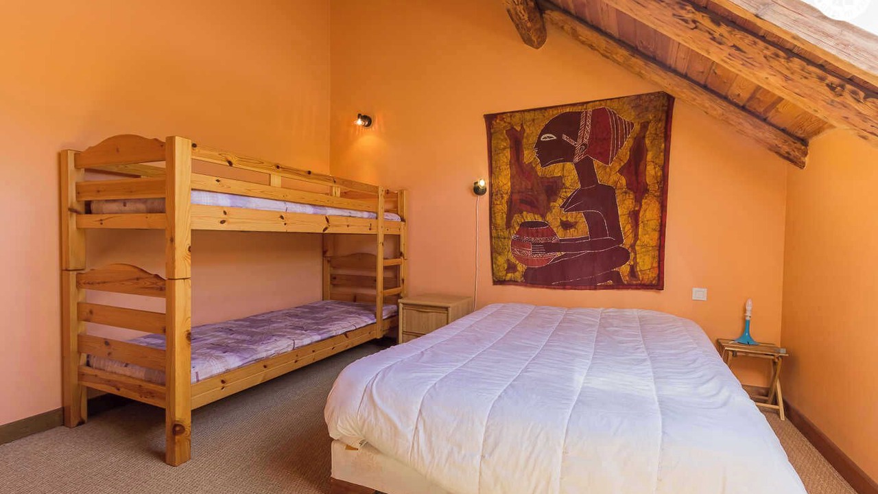 Photo of Bedroom in Albiez-le-Vieux