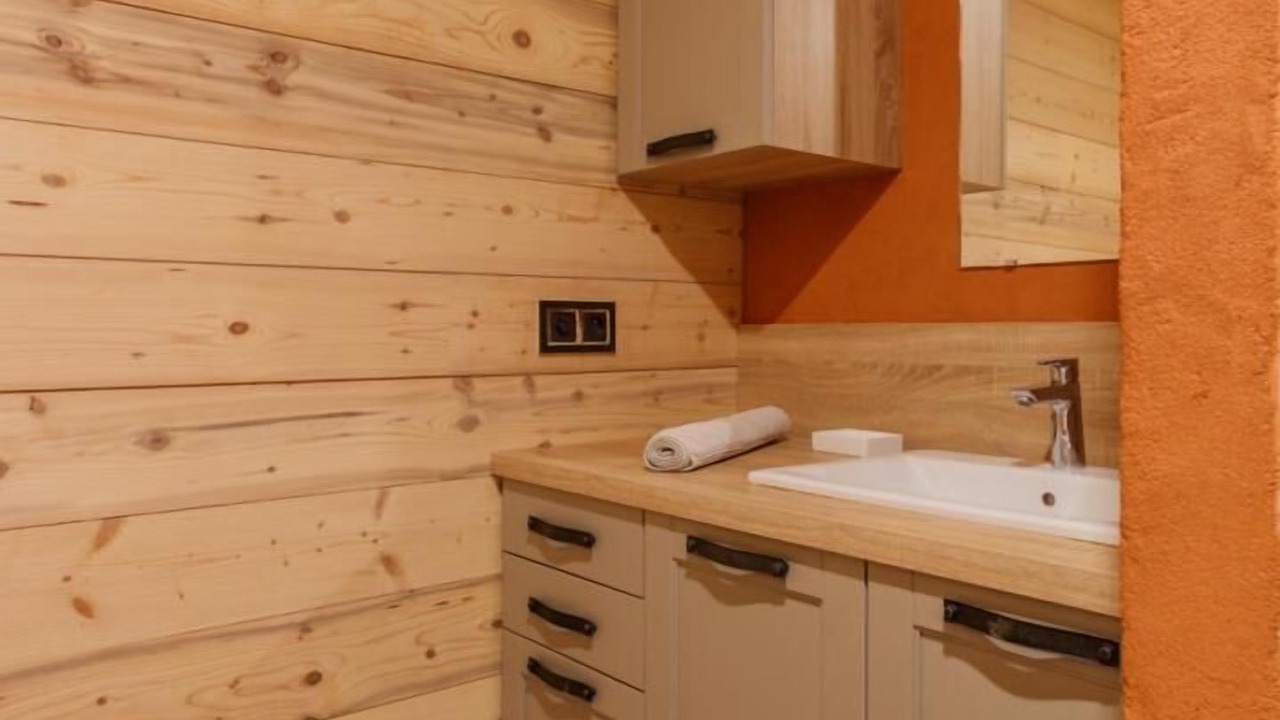 Photo of Bathroom in Montagnole