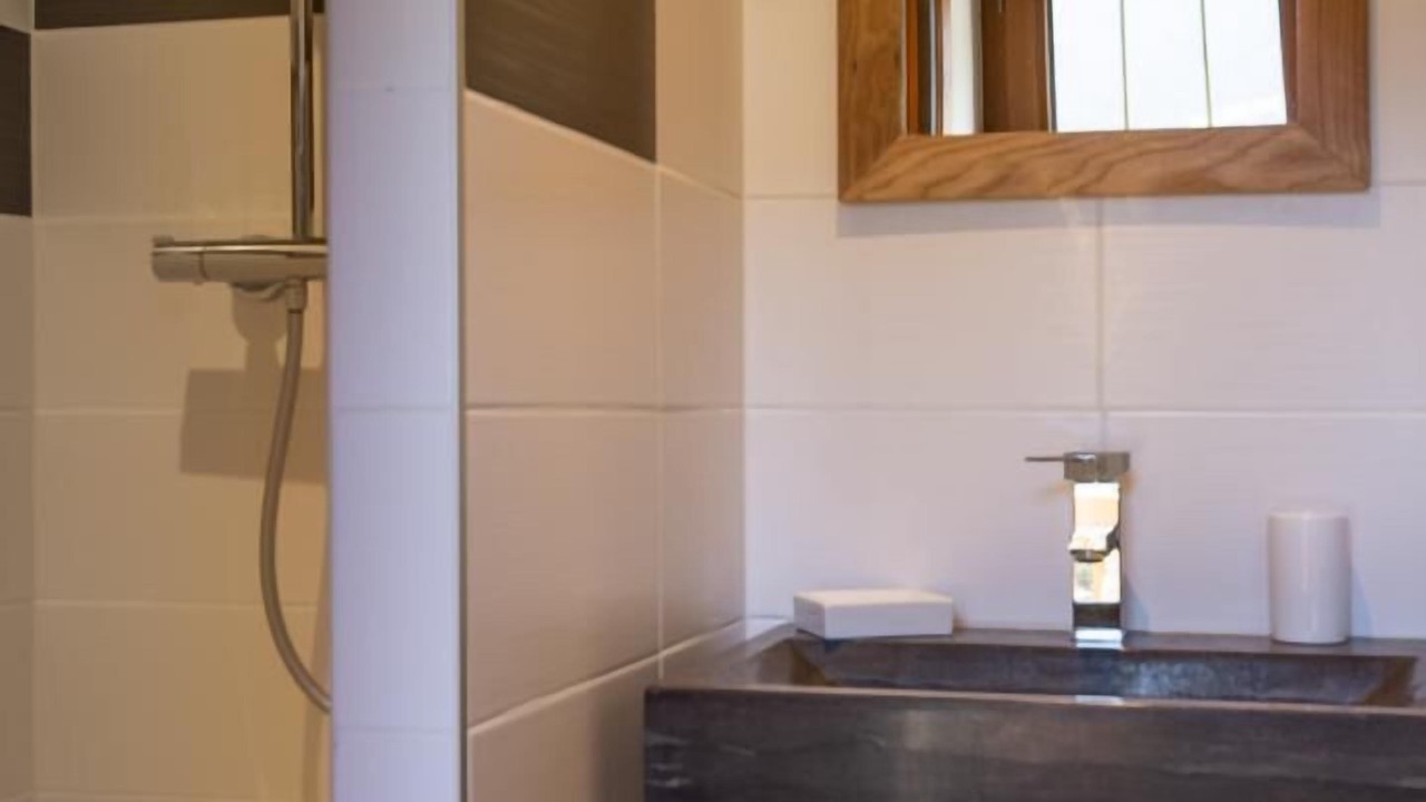 Photo of Bathroom in Aime