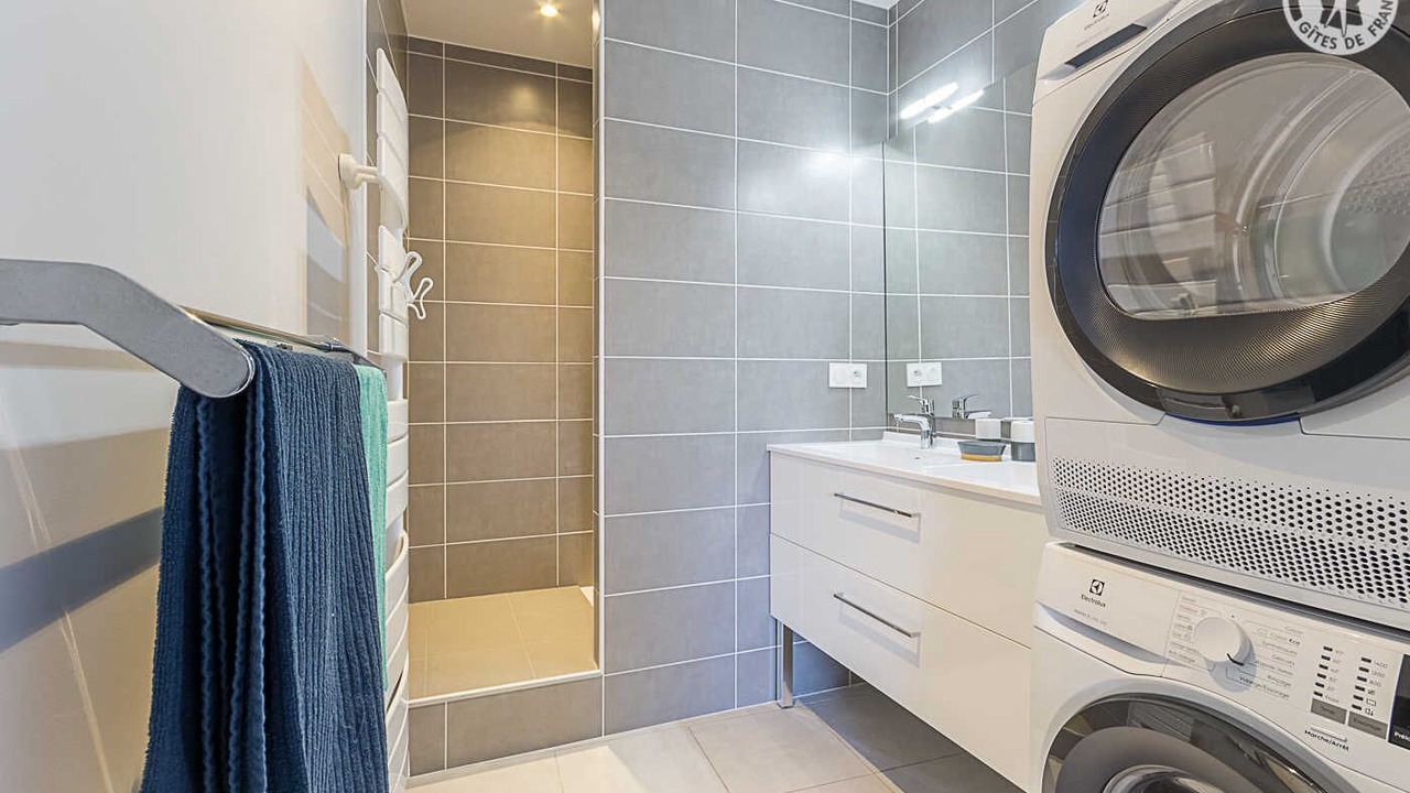 Photo of Bathroom in Saint-Paul