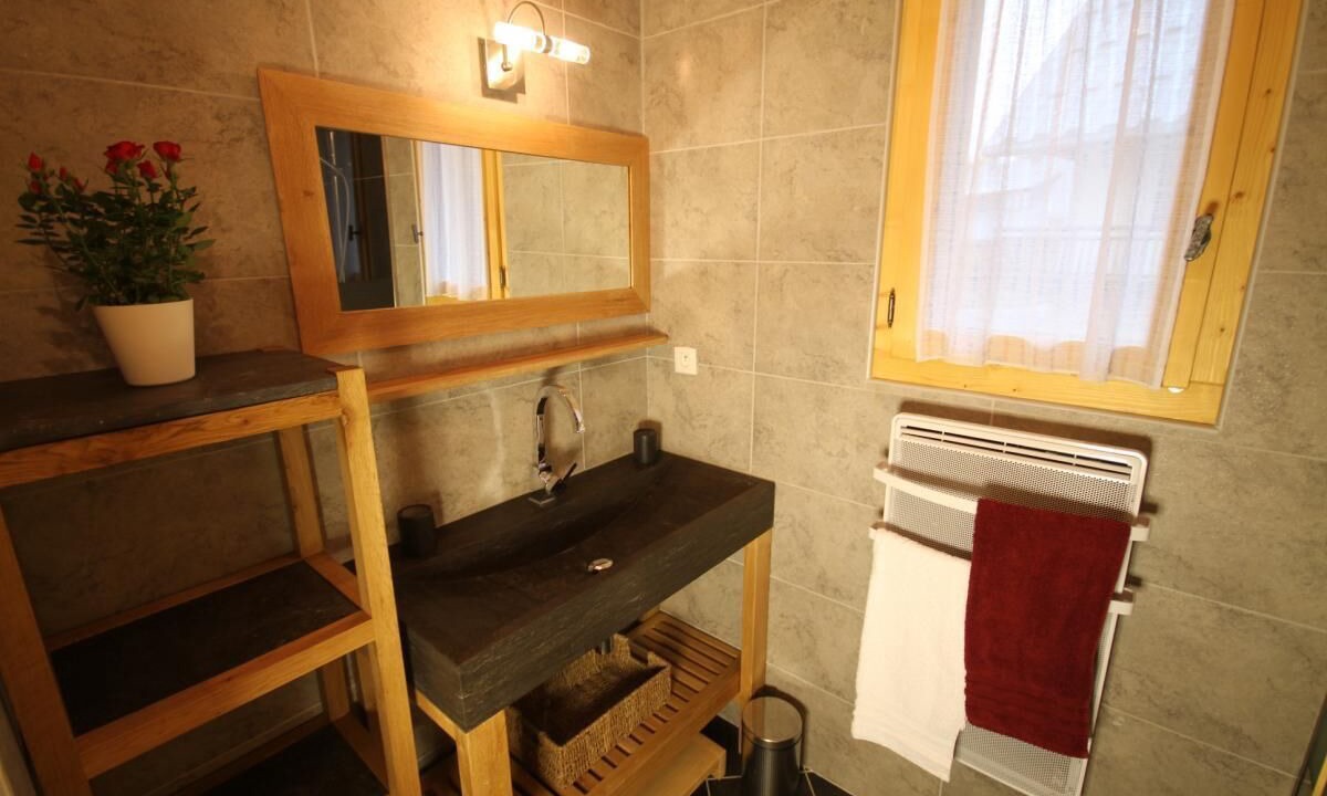 Photo of Bathroom in Albiez-Montrond