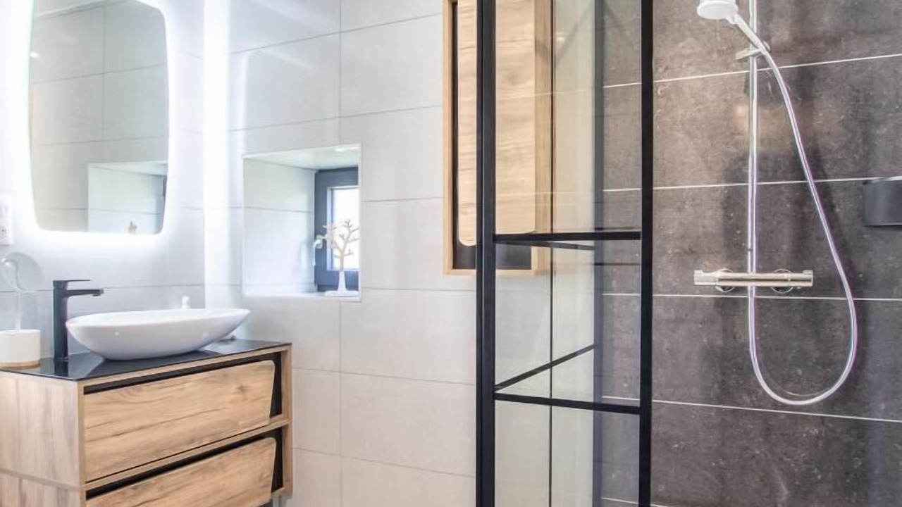 Photo of Bathroom in Nances