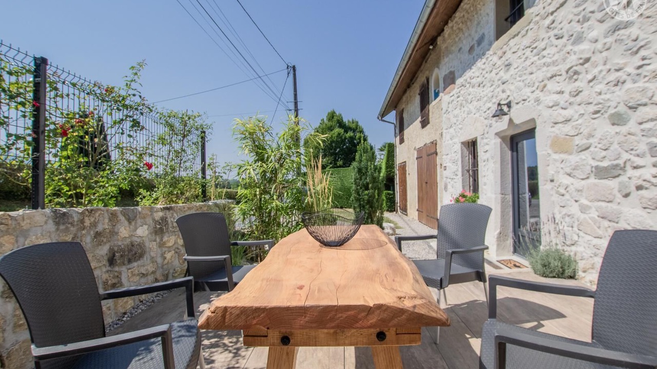 Photo of Outdoor in Nances