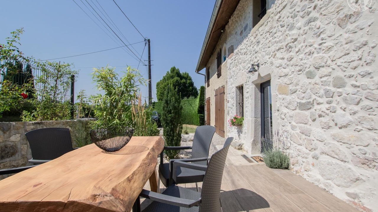 Photo of Outdoor in Nances