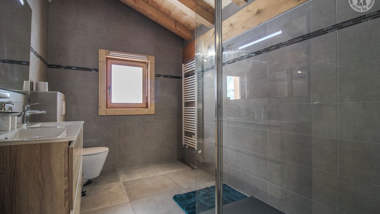 Photo of Bathroom in Hauteluce