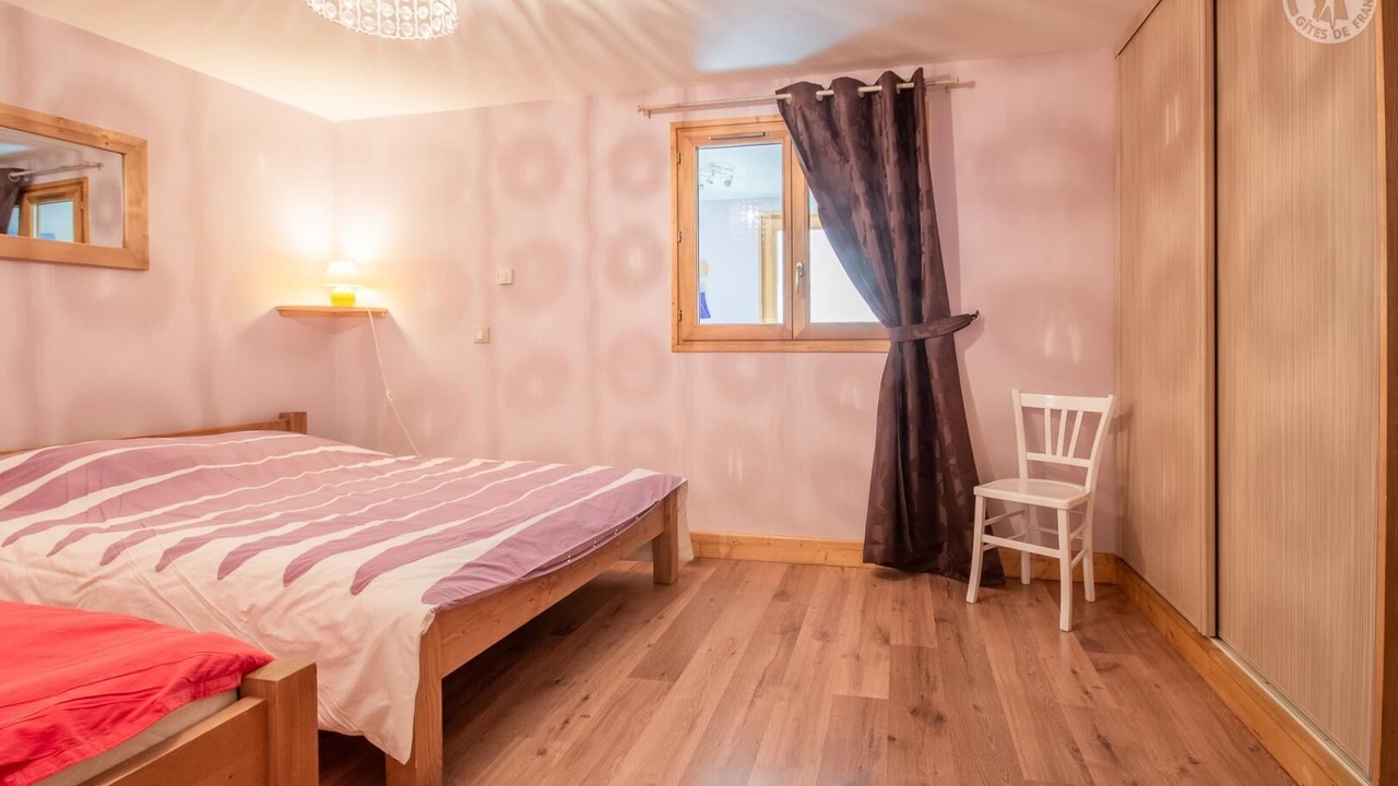 Photo of Bedroom in Queige
