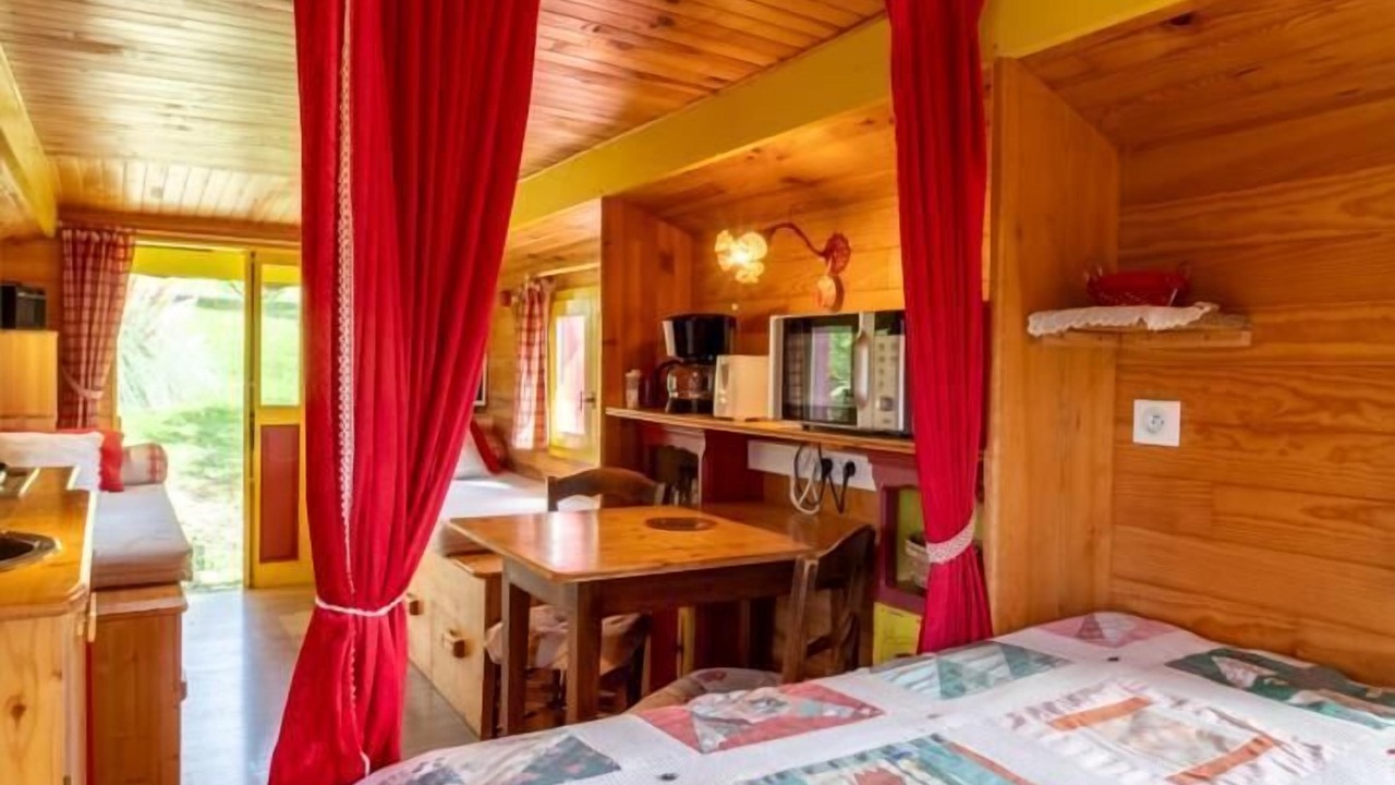 Photo of Bedroom in Sainte-Marie-d'Alvey