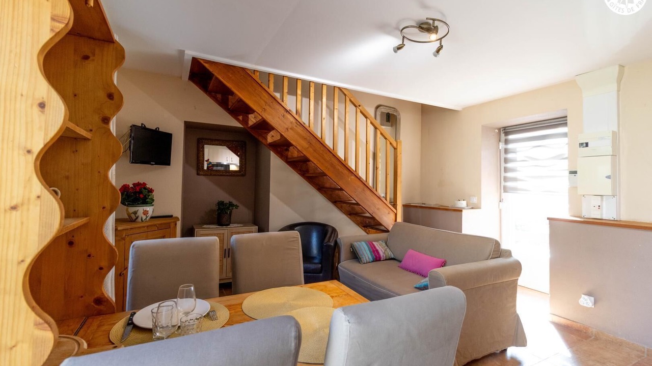 Photo of Livingroom in Sainte-Helene-du-Lac