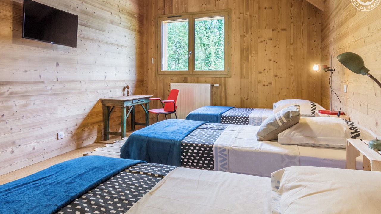 Photo of Bedroom in Saint-Alban-des-Hurtieres